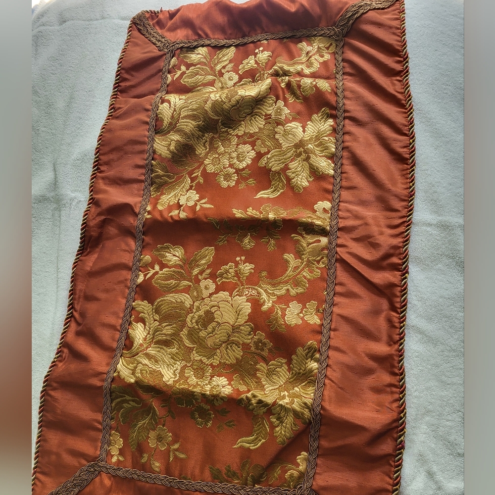 Waterford Linens Copper and Gold King Size Duvet And Shams Set